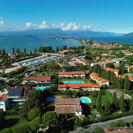 Turchese - Centrico E Con Piscina * Sirmione